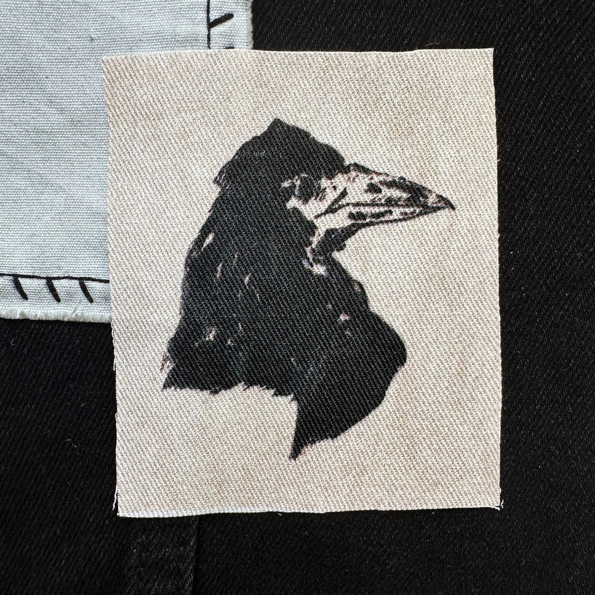 Raven&#39;s Head Sew-On Fabric Patch