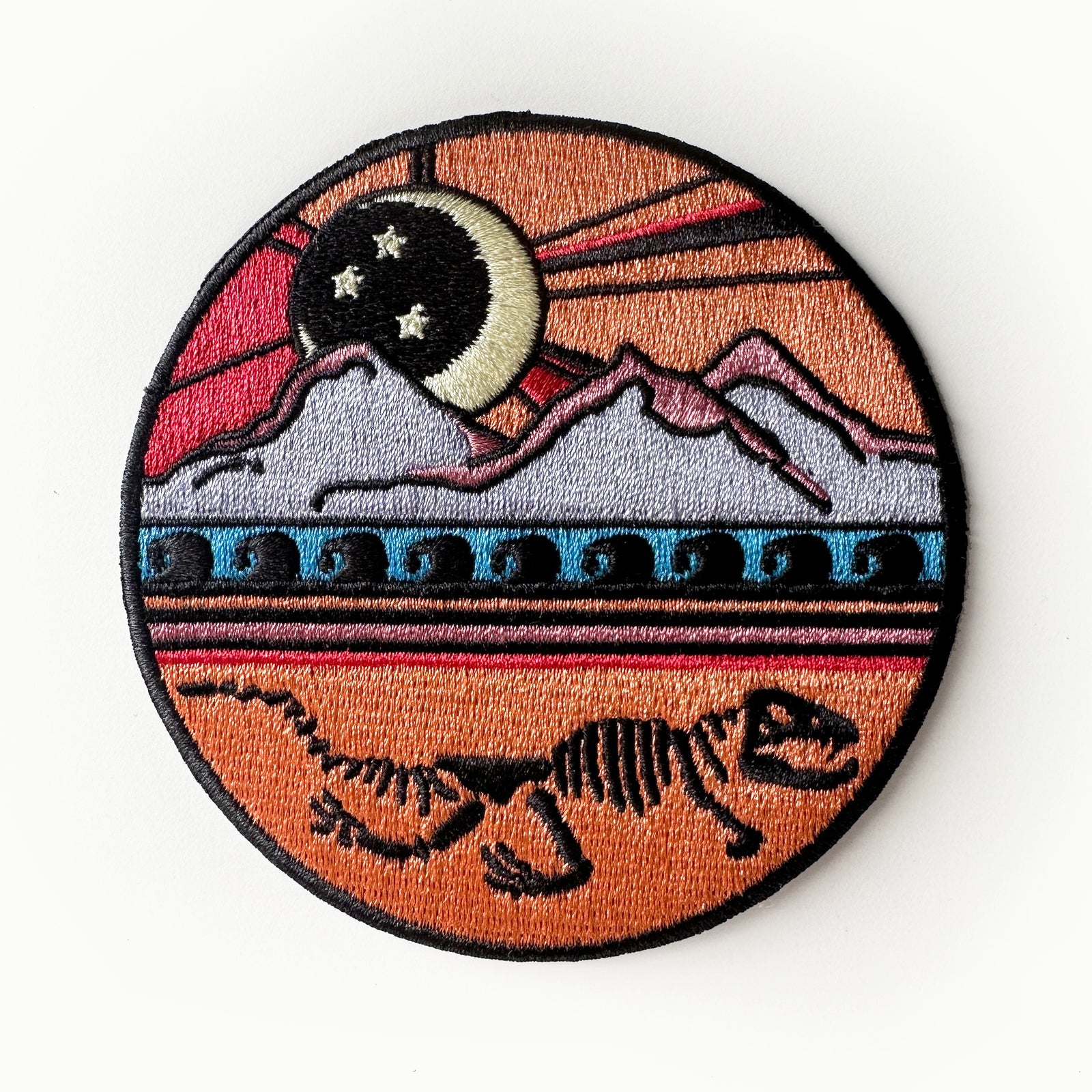 Dinosaur Skeleton Mountain Iron On Patch-ESPI LANE