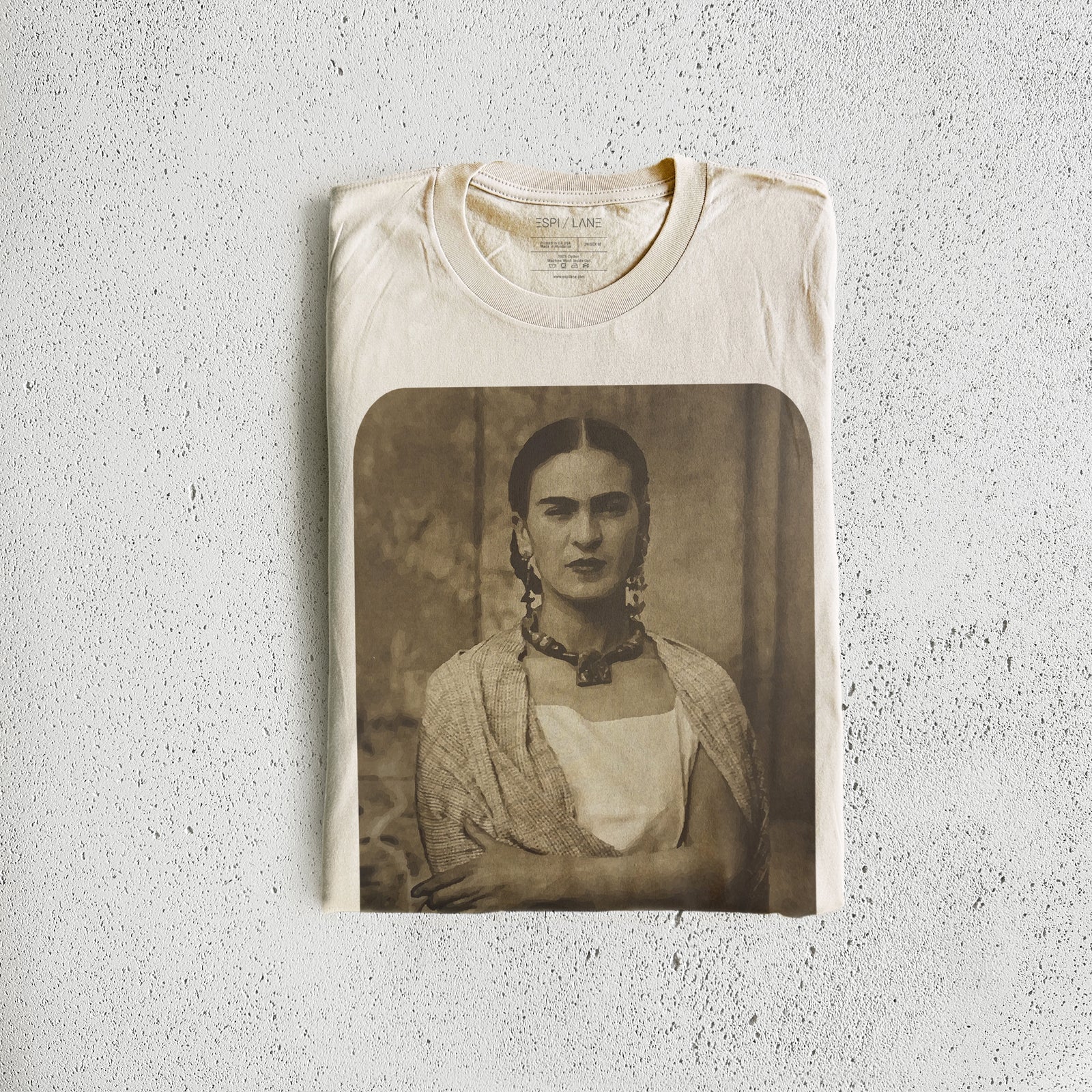 Frida Kahlo Muse Graphic Shirt-ESPI LANE