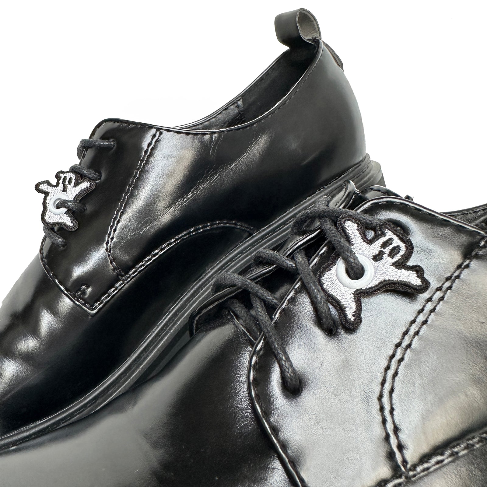 Ghost Shoe & Skate Lace Charm Set-ESPI LANE