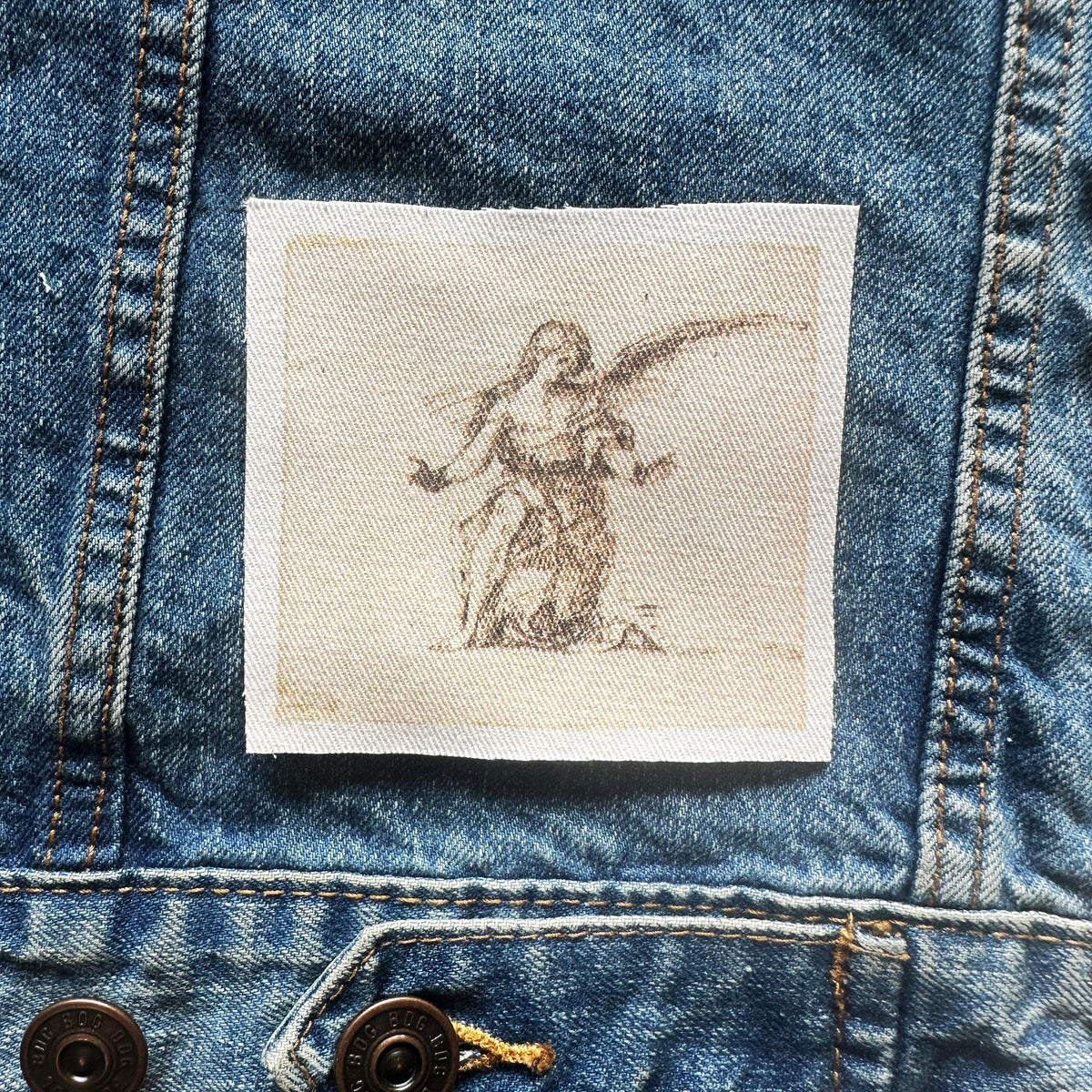 Angel Kneeling Sew-on Fabric Patch