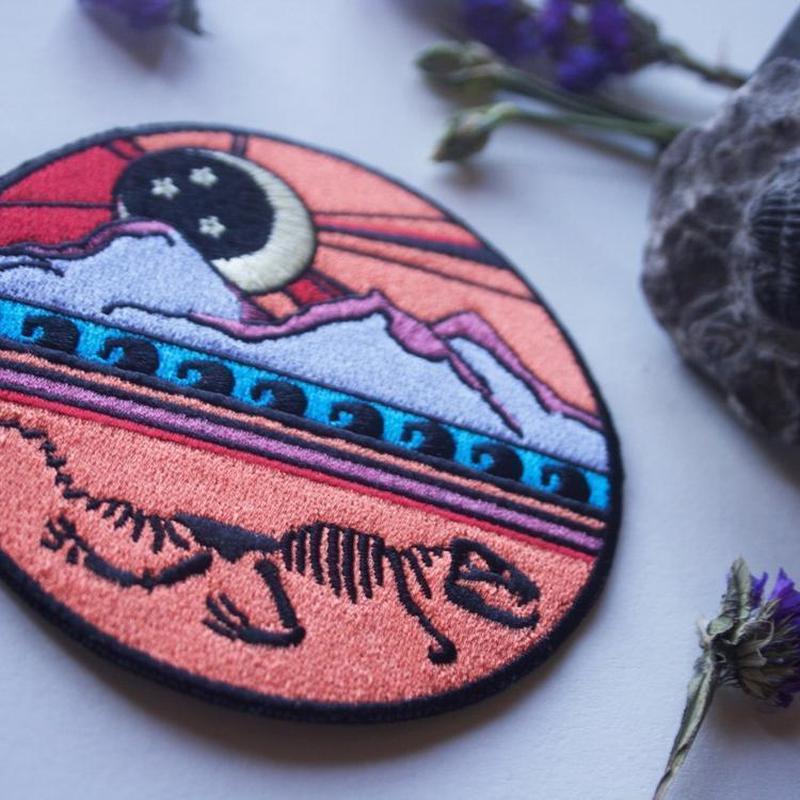 Dinosaur Skeleton Mountain Iron On Patch-Patch-ESPI LANE