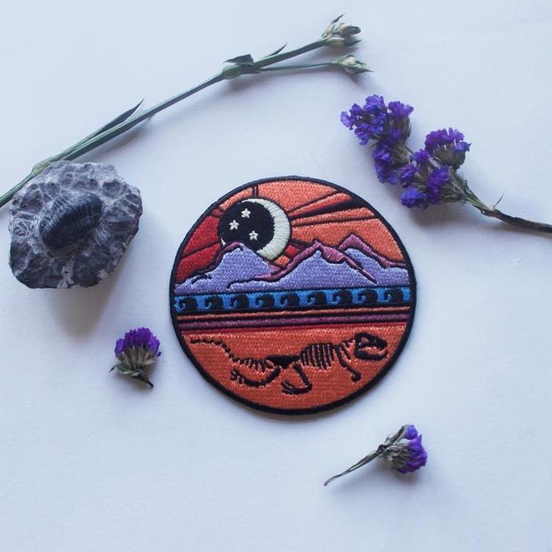 Dinosaur Skeleton Mountain Iron On Patch-ESPI LANE