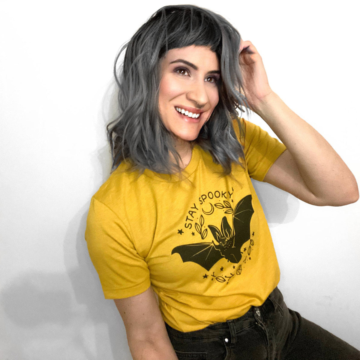 Stay Spooky Bat Graphic Tee-ESPI LANE