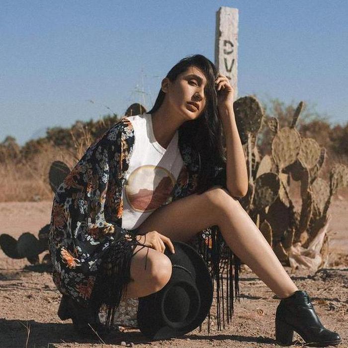 Vintage Desert Graphic Tee-ESPI LANE